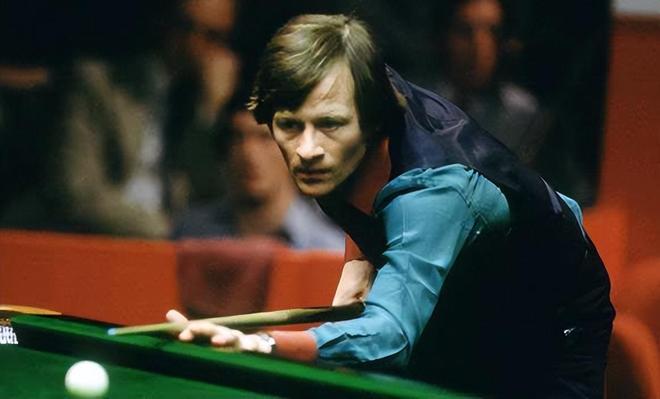 相较之下 相较之下