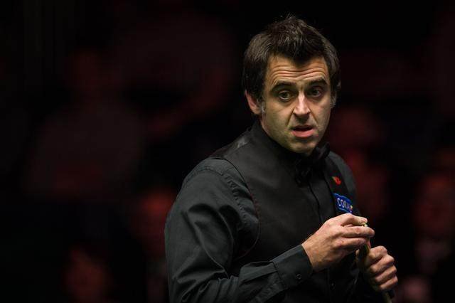 然围绕詹姆 然围绕詹姆